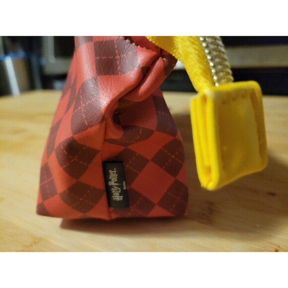 Harry Potter Gryffindor Minoso Red Pencil Case Stationary Organizer New 🪄 - Picture 6 of 8